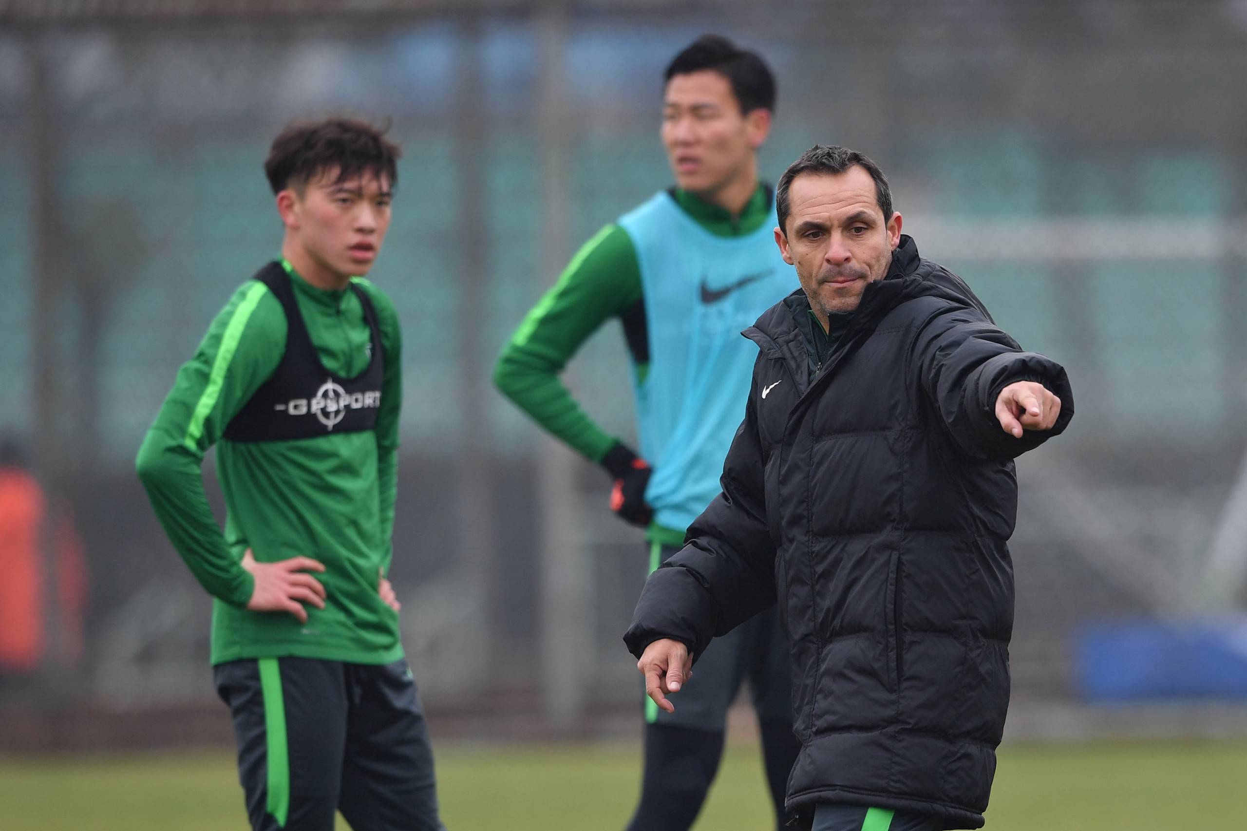 关于中超今夜再迎强敌,金州勇士调整名单,主帅态度:球迷炸锅,训练强度明显提升的信息 关于中超今夜再迎强敌,金州勇士调整名单,主帅态度:球迷炸锅,训练强度明显提升的信息